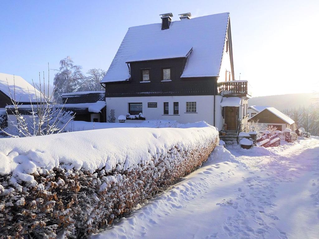 Apartment In Langewiese Sauerland With Garden 温特贝格 外观 照片